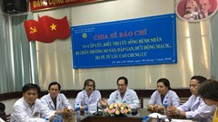 Cứu sống bệnh nhân nhi rơi từ tầng 7