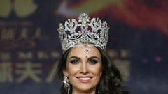 Người mẫu Quý bà Việt Nam: Không chấp nhận chuyển đổi giới tính