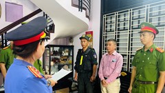 Khởi tố 3 nguyên cán bộ của CDC Thừa Thiên Huế chiếm đoạt hơn 1,1 tỉ đồng 