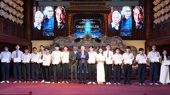 Trao học bổng Vallet cho 209 học sinh, sinh viên tại Thừa Thiên Huế