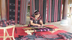 Đề xuất các giải pháp tiếp tục hỗ trợ hiệu quả phụ nữ, trẻ em vùng DTTS và miền núi 