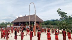 Trải nghiệm văn hóa vùng cao ở Làng văn hóa truyền thống các dân tộc huyện A Lưới