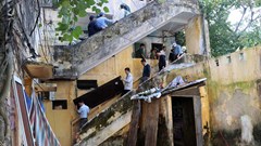 Di dời 6 hộ dân cuối cùng ở chung cư cũ nát tại Huế