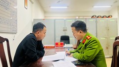 Bắt giữ người đàn ông môi giới mua bán thận