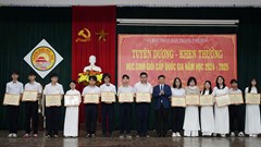 Huế: Khen thưởng 85 học sinh đoạt giải ở kỳ thi Học sinh giỏi quốc gia 