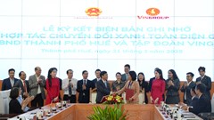 Huế và Vingroup ký kết hợp tác về chuyển đổi xanh
