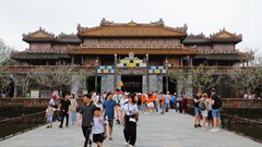 Huế thu hơn 220 tỉ đồng trong dịp Giỗ Tổ Hùng Vương