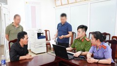 Dùng dao sát hại 3 người trong nhà vợ cũ rồi đến trụ sở công an đầu thú