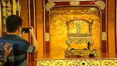 Bộ VHTTDL lưu ý Kế hoạch phục chế bảo vật quốc gia Ngai vua triều Nguyễn