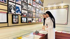 Khai mạc không gian văn học nghệ thuật Huế