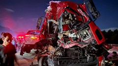 Tai nạn liên hoàn trên cao tốc La Sơn - Túy Loan, 4 người thương vong