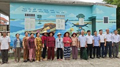 Ra mắt tuyến đường bích họa giảm nhựa ở điểm đến Ngư Mỹ Thạnh