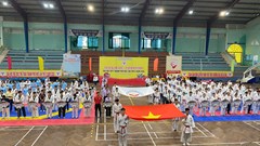 250 vận động viên tranh tài Giải Karate và Taekwondo TP. Huế