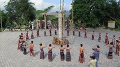 Bảo tồn và phát huy bản sắc văn hóa, thúc đẩy phát triển du lịch ở xã A Lưới 2