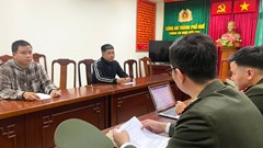 Khởi tố 2 thanh niên tàng trữ trái phép vũ khí quân dụng