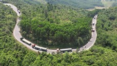 Thí điểm cấm xe đầu kéo lưu thông ban ngày trên Quốc lộ 49 đi A Lưới