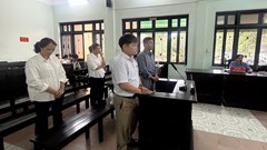 Sai phạm mua vắc xin tại CDC Huế, cựu giám đốc và 3 thuộc cấp lĩnh án tù