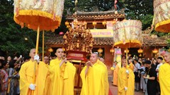 Trang nghiêm lễ rước Phật ở Cố đô Huế