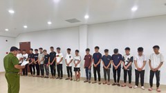 Khởi tố 14 thanh thiếu niên mang hung khí điều khiển xe máy gây rối ở Huế