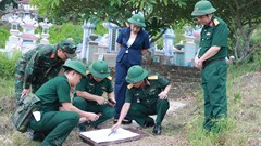 Khảo sát khu vực nghi chôn cất khoảng 140 liệt sĩ tại đèo Phước Tượng