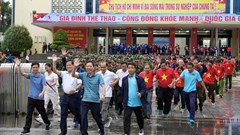 Hơn 800 người dân Huế chạy bộ, đi bộ hưởng ứng phong trào luyện tập thể thao