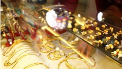 Xử phạt 3 cơ sở kinh doanh vàng có hàm lượng không phù hợp với tiêu chuẩn