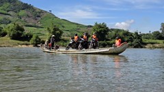 Hiểm họa trên những chuyến đò ngang