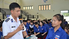 Lan tỏa tình yêu biển, đảo quê hương đến học sinh ở Quảng Ngãi