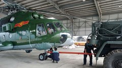 Sư đoàn 372 dùng trực thăng cứu trợ đồng bào vùng lũ Đắk Lắk