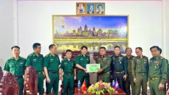 Bộ đội Biên phòng Quảng Ngãi chúc Tết Chol Chnam Thmay tại Rattanakiri