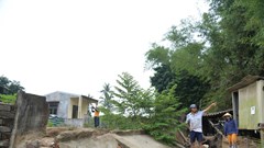 Xóm Khê Nam thấp thỏm trước “hàm ếch” sạt lở bên sông Trà Khúc