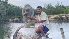 Phát hiện, giao nộp tượng Hanuman, được thưởng gần 93 triệu đồng