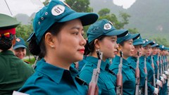 Những bước chân kiêu hãnh của nữ dân quân Hà Tĩnh trên thao trường Thủ đô