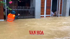 265 hộ dân ở Hà Tĩnh bị cô lập trong nước lũ sau bão số 10