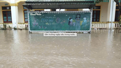 Hơn 18 nghìn học sinh Hà Tĩnh phải nghỉ học do mưa lũ