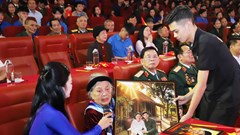 Hồi ức thời hoa lửa