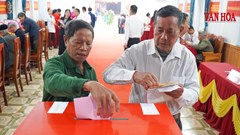 Hà Tĩnh: Làng mộc Thái Yên rộn ràng ngày hội non sông