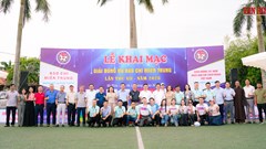 Khai mạc Giải bóng đá Báo chí miền Trung lần thứ XII tại Hà Tĩnh