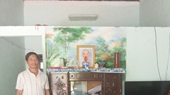 “Người Cơ Tu thờ ảnh Bác để nhớ lời Bác dạy”