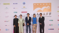 Nhiều diễn viên, nghệ sĩ được yêu thích xuất hiện tại thảm đỏ 