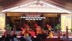 Phê duyệt đề án, thể lệ thi tuyển sáng tác phác thảo bức phù điêu Thoại Ngọc Hầu