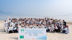 200 nhân viên UNIQLO Việt Nam chung tay làm sạch bãi biển Hà Khê