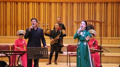 Tổng duyệt chương trình nghệ thuật trong khuôn khổ Tuần Văn hóa Việt Nam tại Thụy Điển và Đan Mạch