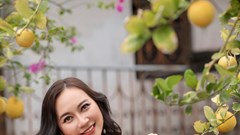 “Họa mi” Khánh Linh hát mừng trên xứ sở ngàn hoa