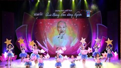 Rộng dài một tình yêu với Bác