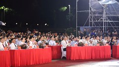 Lãnh đạo Đảng, Nhà nước dự chương trình nghệ thuật đặc biệt “Người là Hồ Chí Minh”