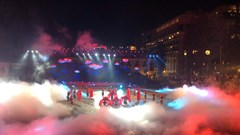 “Thiêng” và “Vũ điệu dưới trăng”: Khi nghệ nhân trở thành nghệ sĩ