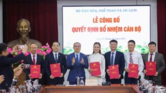 Bộ VHTTDL công bố, trao quyết định điều động, bổ nhiệm cán bộ