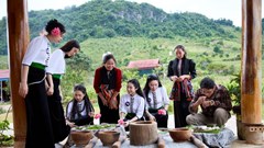 Thí sinh “Hoa hậu Du lịch Dân tộc Việt Nam 2025” trải nghiệm văn hóa Mộc Châu