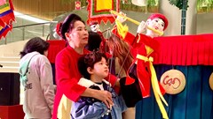 Khi người nông dân kể chuyện làng bằng những con rối mộc